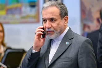 عراقجي: إيران تدخل المفاوضات وسط انعدام كامل للثقة بسبب عدم التزام واشنطن بعهودها وخيانتها للدبلوماسية