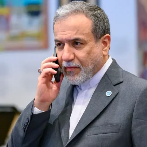 عراقجي: إيران تدخل المفاوضات وسط انعدام كامل للثقة بسبب عدم التزام واشنطن بعهودها وخيانتها للدبلوماسية