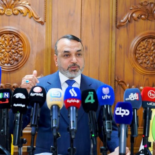 مع تقليص المناهج.. وزير التربية وكالة يعلن مواعيد جديدة لامتحانات الصفوف المنتهية