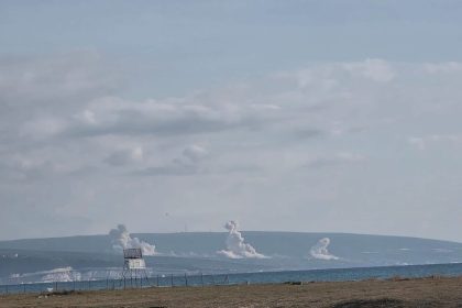 حصيلة غير نهائية.. الصحة اللبنانية: 97 شهيدًا و133 مصابًا بغارات إسرائيلية على البلاد اليوم