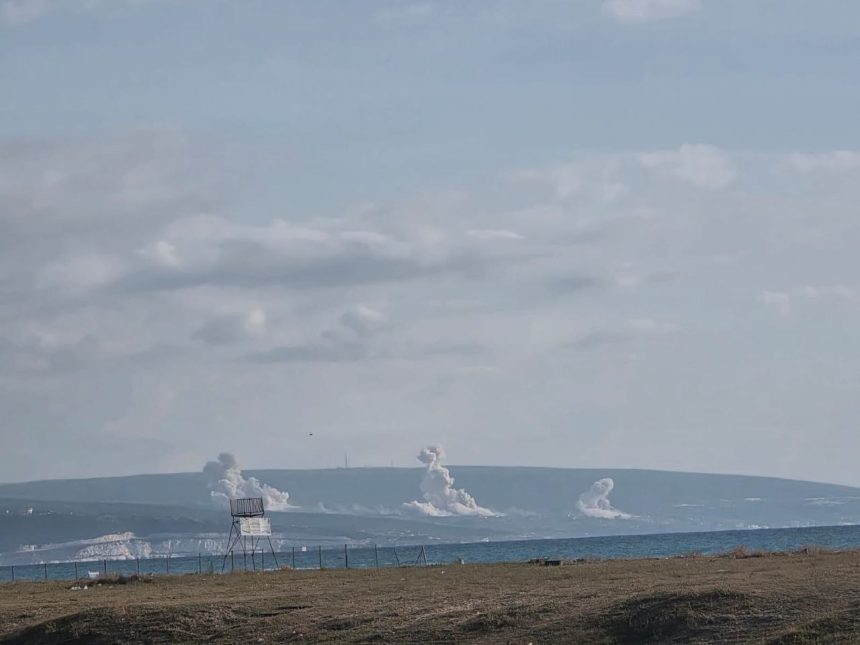 حصيلة غير نهائية.. الصحة اللبنانية: 97 شهيدًا و133 مصابًا بغارات إسرائيلية على البلاد اليوم