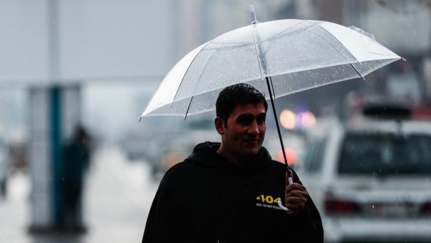 طقس العراق.. أمطار متوسطة الشدة وانخفاض في درجات الحرارة خلال الأيام المقبلة