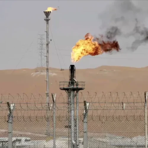 السعودية تعلن إصلاح منشآت للطاقة ضربت خلال الحرب