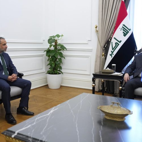 رئيس الوزراء يؤكد أهمية دعم جميع المساعي الإقليمية والدولية لخفض التصعيد