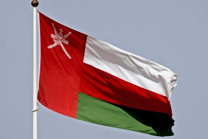 سلطنة عُمان تدعو إلى تنازلات لتحقيق السلام في الأزمة الإيرانية