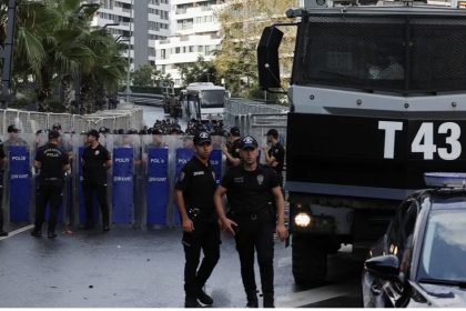 تركيا.. إصابة 16 شخصا إثر هجوم مسلح على ثانوية في محافظة أورفا