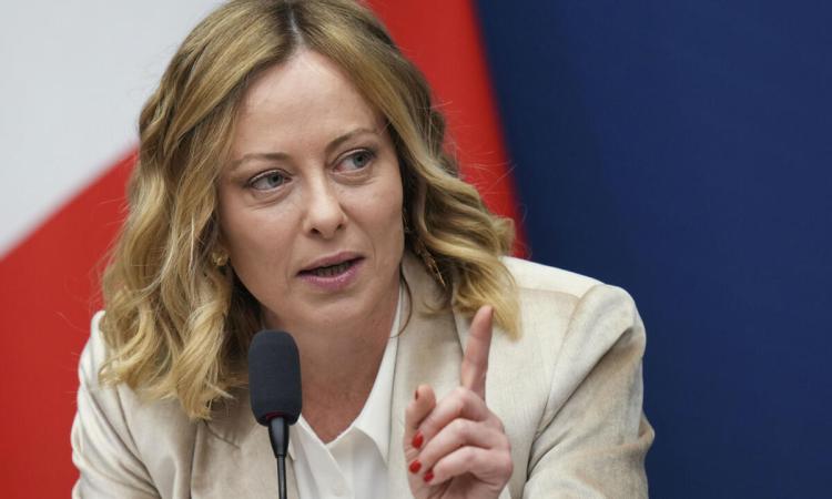 إيطاليا تعلن تعليق اتفاقية التعاون العسكري مع إسرائيل