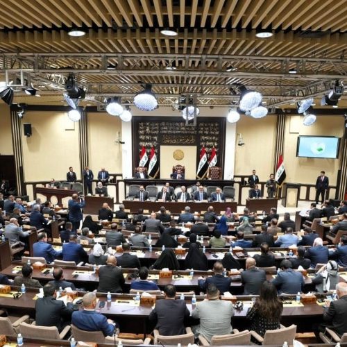 المالية النيابية تتجه لاعتماد موازنة سنوية للعام الحالي وتستبعد العودة إلى الثلاثية