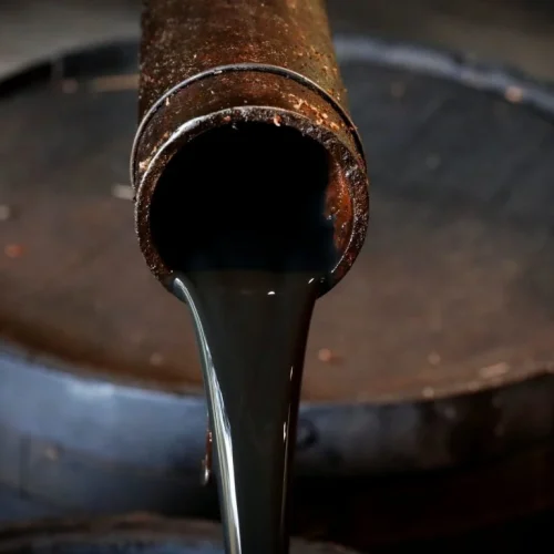 زيت الوقود العراقي ينطلق للأسواق العالمية عبر سوريا وتوقعات بزيادة الصادرات