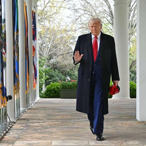 ترامب: محادثات ستجري اليوم بين إسرائيل ولبنان