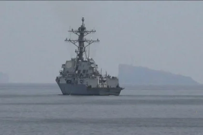 القيادة المركزية الأمريكية: نواصل فرض الحصار البحري على إيران وتسيير دوريات بالمياه الإقليمية