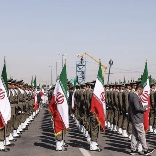 الجيش الإيراني: إذا حدث اعتداء بري فلن يبقى أحد من المعتدين على قيد الحياة