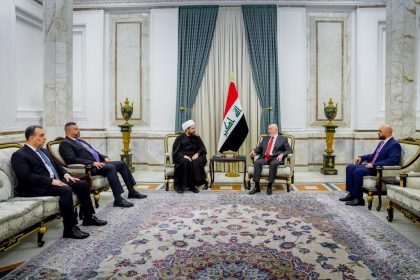 خلال استقباله الخزعلي.. رئيس الجمهورية يؤكد اهمية الإسراع في حسم اختيار رئيس الوزراء