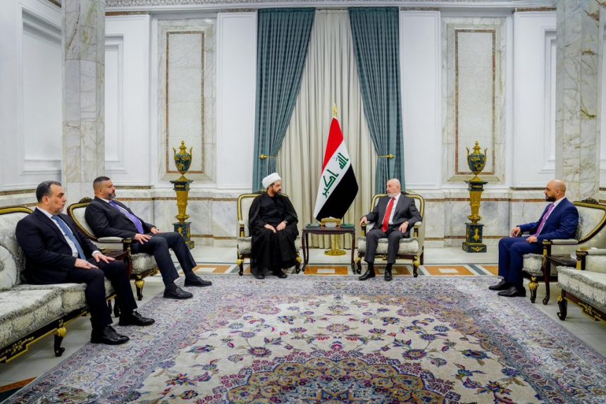 خلال استقباله الخزعلي.. رئيس الجمهورية يؤكد اهمية الإسراع في حسم اختيار رئيس الوزراء