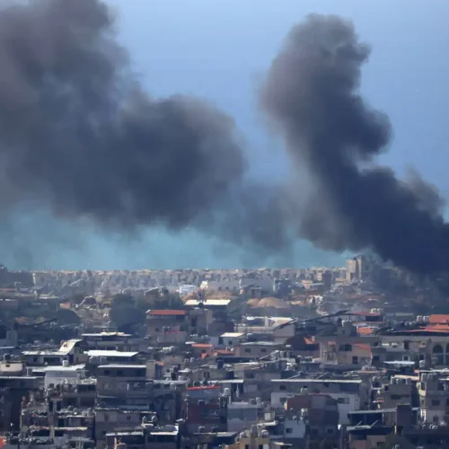 ‏الصحة اللبنانية: ارتفاع عدد شهداء الغارات الإسرائيلية إلى 2294 شهيدا والجرحى إلى 7544