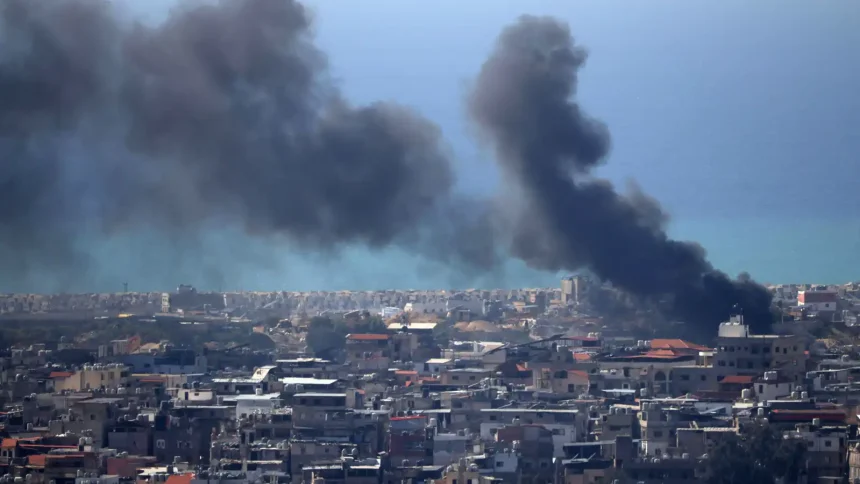 ‏الصحة اللبنانية: ارتفاع عدد شهداء الغارات الإسرائيلية إلى 2294 شهيدا والجرحى إلى 7544