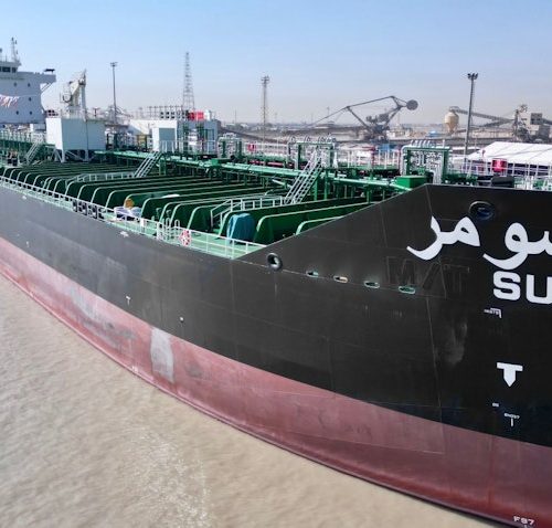 العراق يستأنف صادرات النفط عبر مضيق هرمز