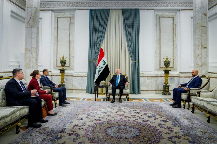 رئيس الجمهورية يؤكد حرص العراق على توطيد علاقاته مع الدول الصديقة