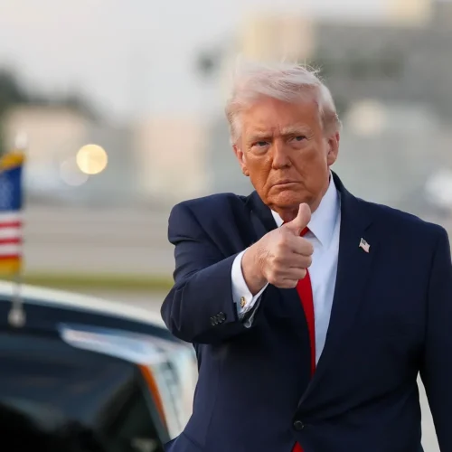 ترامب: المحادثات جارية مع إيران بطريقة جيدة