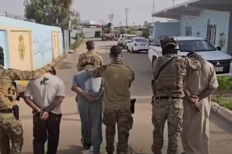 خلية الصقور الاستخبارية تطيح بـ3 متهمين بجريمة قتل أحد الاشخاص في محافظة الديوانية