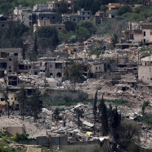 عسكريون إسرائيليون: ندفع لمقاولي الهدم وفق عدد المنازل التي دمروها في جنوب لبنان