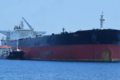 34 ناقلة نفط إيرانية تتجاوز الحصار الأمريكي