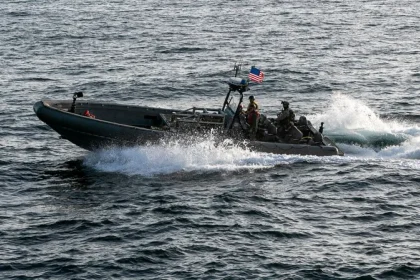 "واشنطن بوست": واشنطن توسع عملياتها البحرية ضد إيران إلى المحيطين الهندي والهادئ