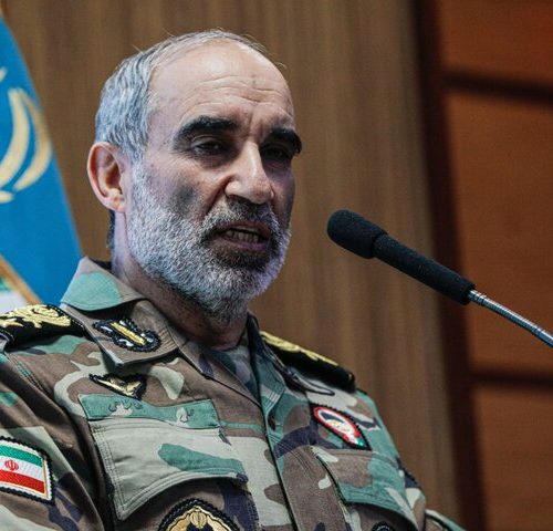 قائد القوات البرية الإيرانية يتوعد برد حاسم على أي اعتداء