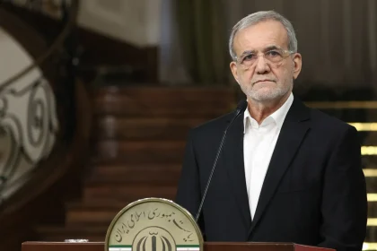 ‏الرئيس الإيراني: الحصار والتهديدات وخرق وقف النار عقبات أمام المفاوضات