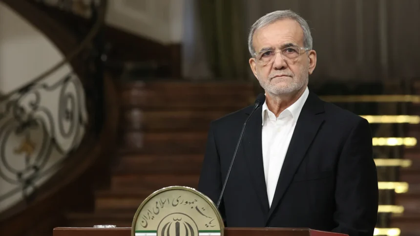 ‏الرئيس الإيراني: الحصار والتهديدات وخرق وقف النار عقبات أمام المفاوضات