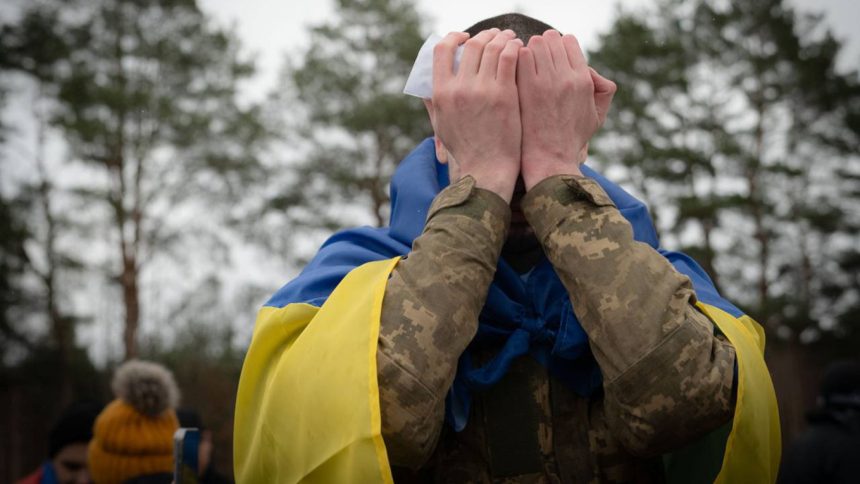 بوساطة إماراتية أمريكية.. روسيا تستعيد 193 عسكريا وتفرج عن 193 أسيرا أوكرانيا في صفقة تبادل