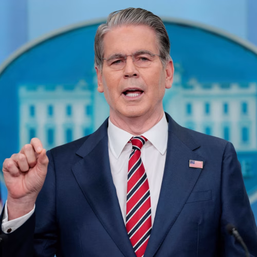 وزير الخزانة الأمريكي: فرضنا عقوبات على عدة محافظ رقمية مرتبطة بإيران