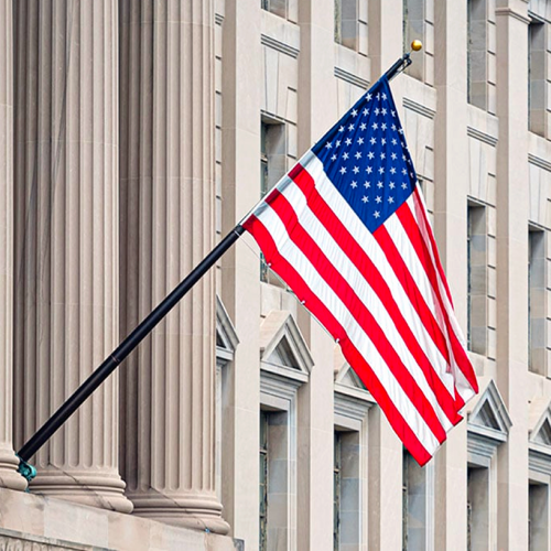 الخارجية الأميركية: إرسال الدولار إلى العراق كان متوقفاً بشكل مؤقت