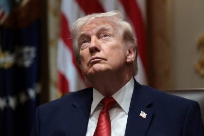 ترامب: ملزمون بإعادة 159 مليار دولار بسبب القرار الكارثي للمحكمة العليا بشأن الرسوم الجمركية