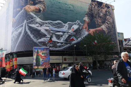 الدفاع الإيرانية: السيطرة على مضيق هرمز إنجاز حرب وقدراتنا الصاروخية لم تستخدم بالكامل