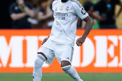 إصابته أخطر من المتوقع.. تأكد غياب نجم ريال مدريد إيدير ميليتاو عن المونديال