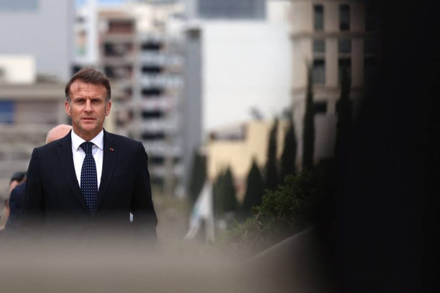 ماكرون: أقدم كامل دعمي للرئيس الأميركي