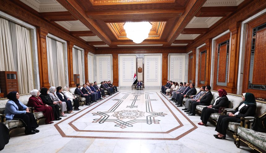 خلال استقباله وفد كتلة "تقدم".. رئيس الجمهورية يؤكد اهمية دعم رئيس الوزراء المكلف بتشكيل الحكومة