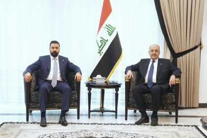 الزيدي والعباسي يؤكدان اهمية تعزيز التفاهمات بين الأطراف السياسية للمضي بتشكيل الحكومة