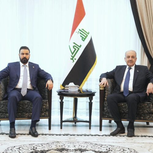 الزيدي والعباسي يؤكدان اهمية تعزيز التفاهمات بين الأطراف السياسية للمضي بتشكيل الحكومة