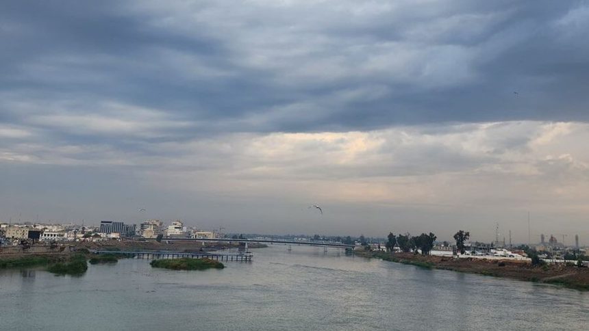 طقس العراق.. أمطار خفيفة ودرجات حرارة ثلاثينية بأغلب المحافظات يوم غد