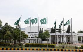 ‏الخارجية الباكستانية: ملتزمون بالاستمرار في تسهيل الحوار بين أميركا وإيران