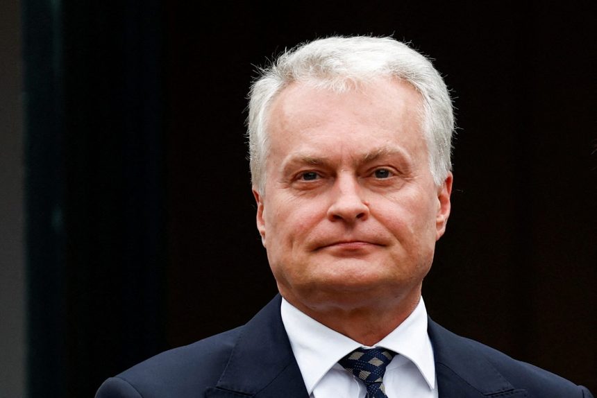 رئيس ليتوانيا يدعو للانضمام إلى التحالف الأمريكي في هرمز