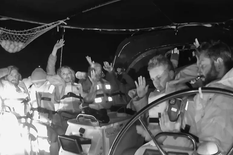 منظمو "أسطول الصمود": إسرائيل اختطفت 211 ناشطًا قبالة اليونان