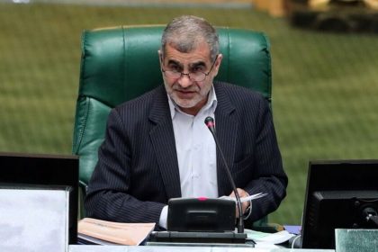 نائب رئيس البرلمان الإيراني: مضيق هرمز هو "القنبلة الذرية الإيرانية"
