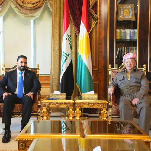 الزيدي ومسعود بارزاني يؤكدان أهمية تشكيل حكومة قوية قادرة على مواجهة التحديات وتجاوز الأزمات