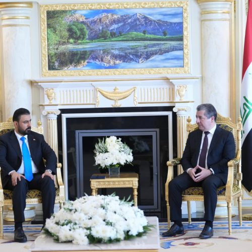 الزيدي يؤكد لمسعود بارزاني ضرورة العمل على فتح صفحة جديدة من التعاون بين بغداد وأربيل