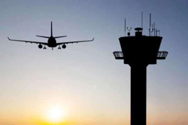 عودة حركة الملاحة الجوية إلى وضعها الطبيعي في الإمارات