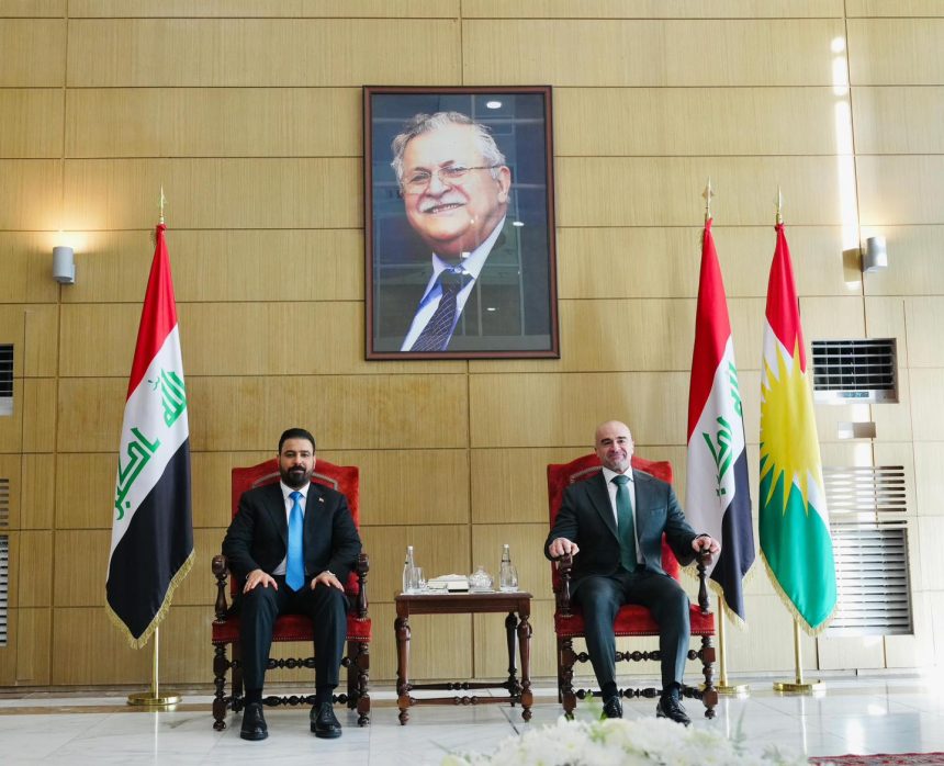 الزيدي وطالباني يبحثان مساعي تشكيل الحكومة الجديدة