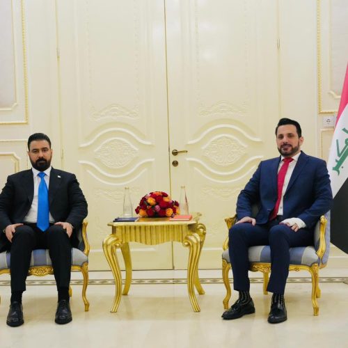 الزيدي ورئيس حركة الجيل الجديد يبحثان الجهود للإسراع في تشكيل الحكومة الجديدة